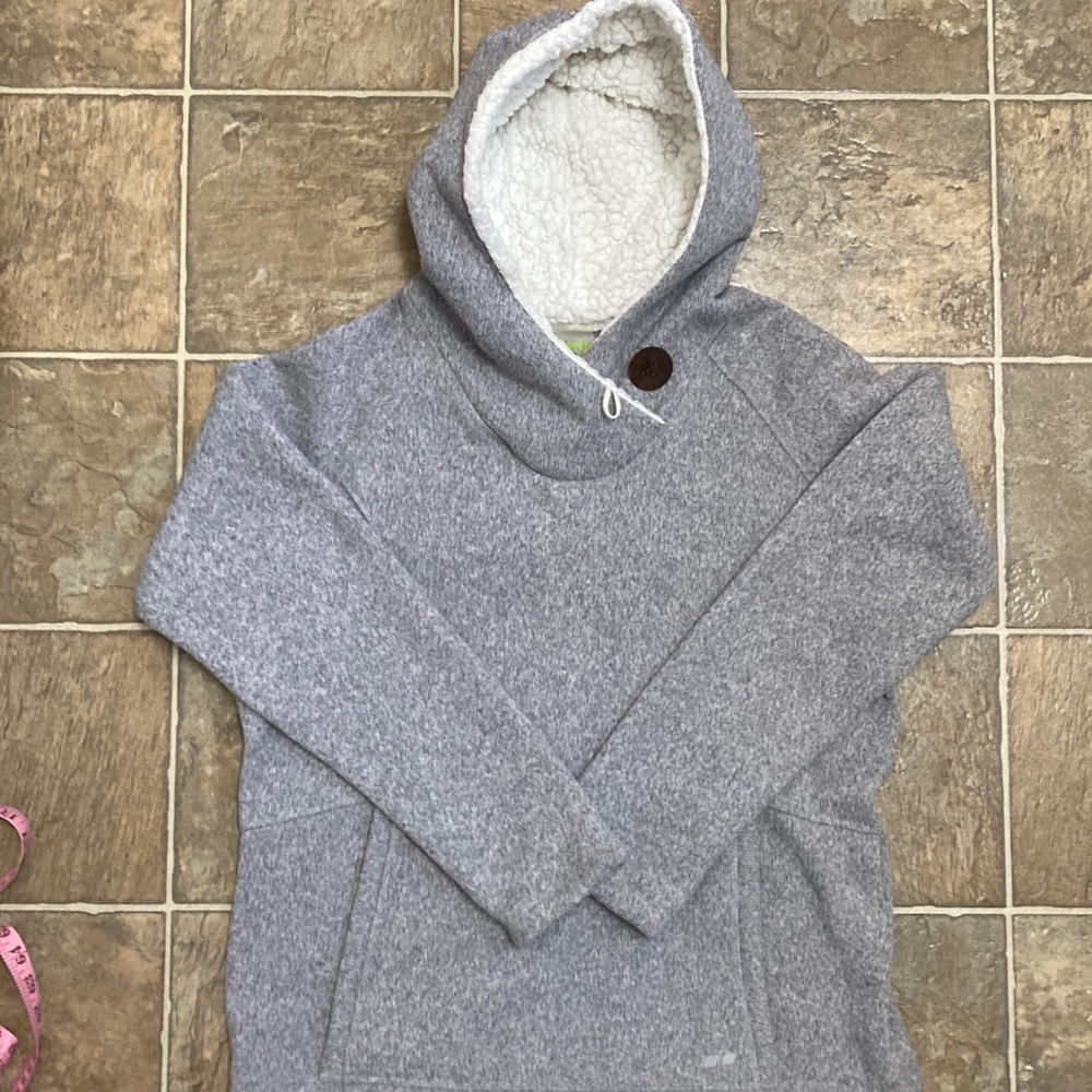 NWOT Koppen Heavyweight Sherpa Hoodie. Women’s Size XL